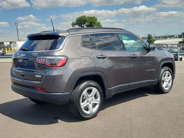 2023 Jeep Compass Latitude