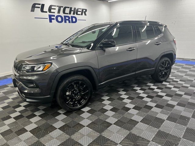 2023 Jeep Compass Altitude