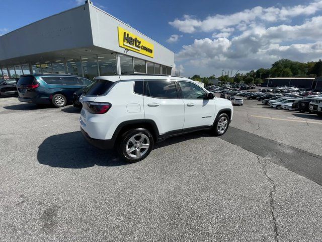 2023 Jeep Compass Latitude