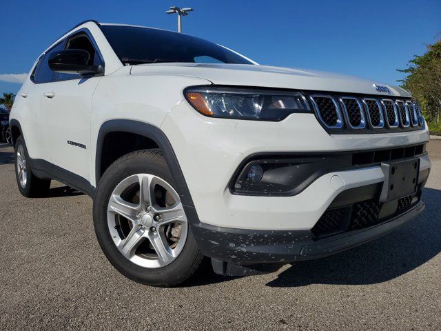 2023 Jeep Compass Latitude