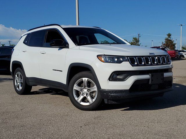 2023 Jeep Compass Latitude