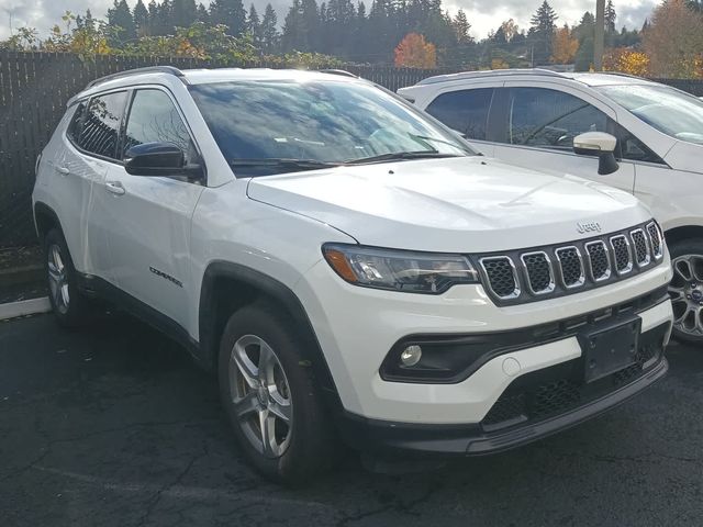 2023 Jeep Compass Latitude