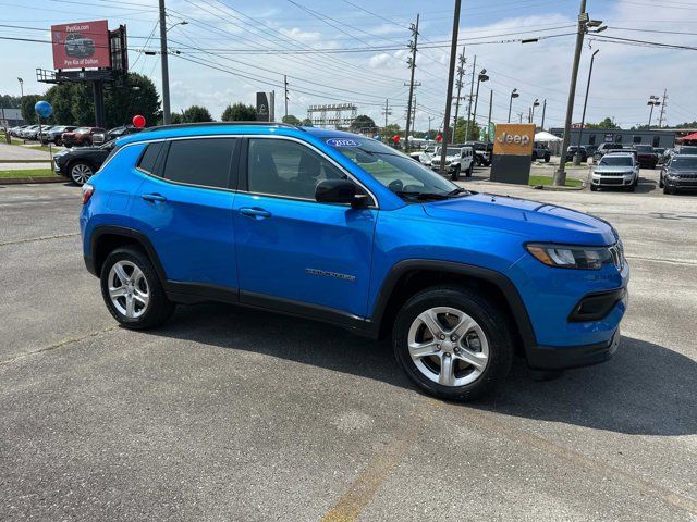 2023 Jeep Compass Latitude