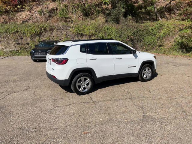 2023 Jeep Compass Latitude