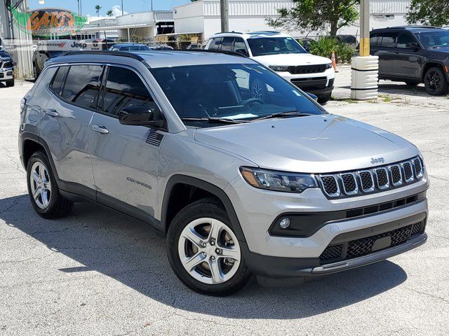 2023 Jeep Compass Latitude