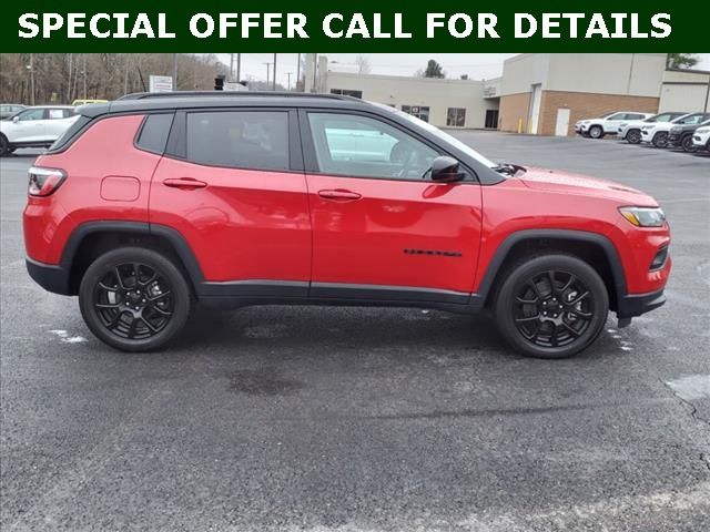 2023 Jeep Compass Altitude