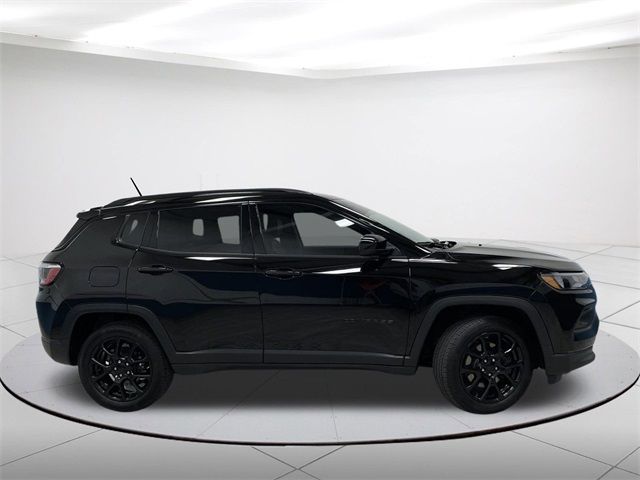 2023 Jeep Compass Altitude