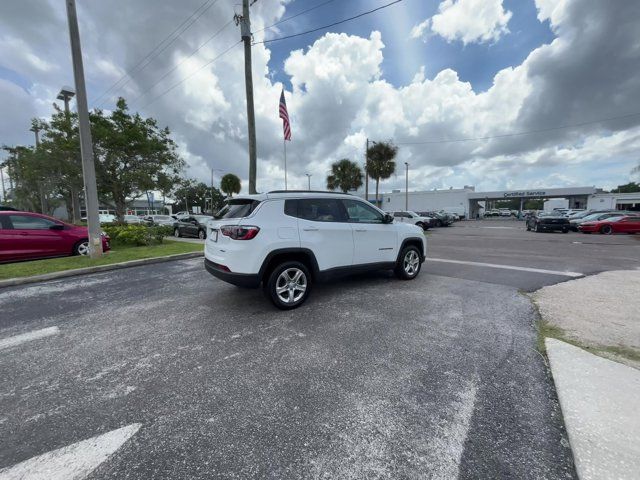 2023 Jeep Compass Latitude