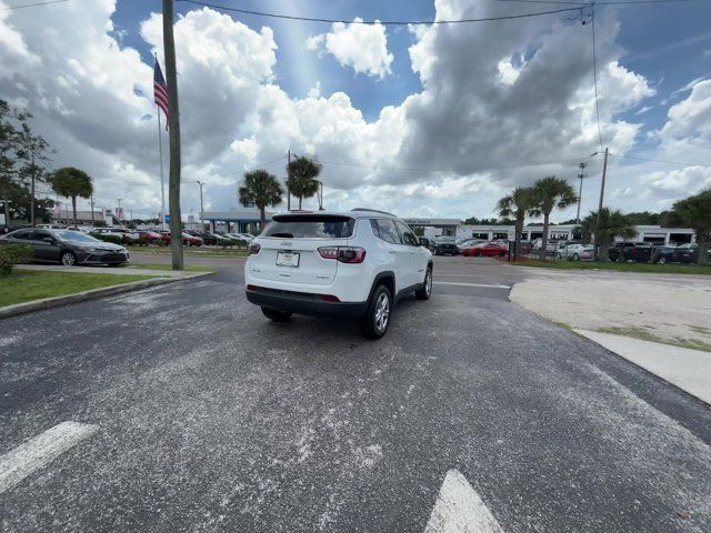 2023 Jeep Compass Latitude