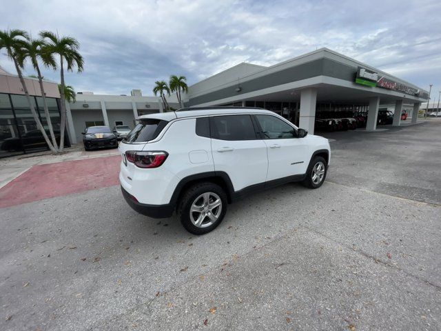 2023 Jeep Compass Latitude