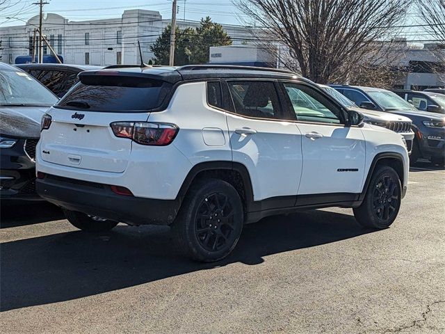 2023 Jeep Compass Altitude