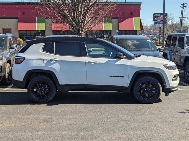 2023 Jeep Compass Altitude