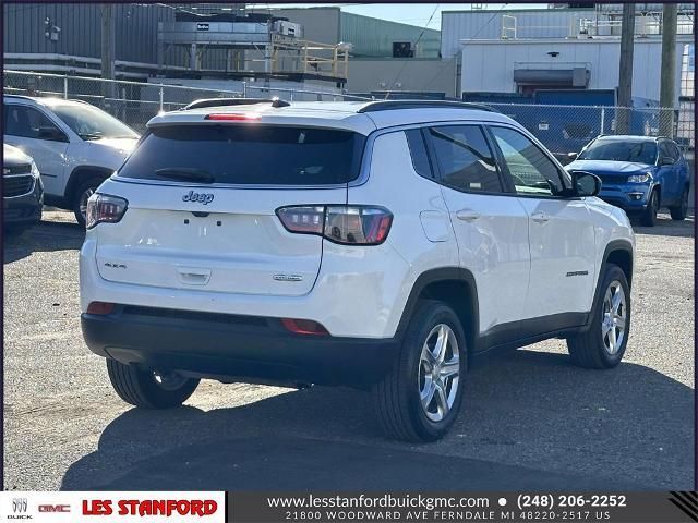 2023 Jeep Compass Latitude