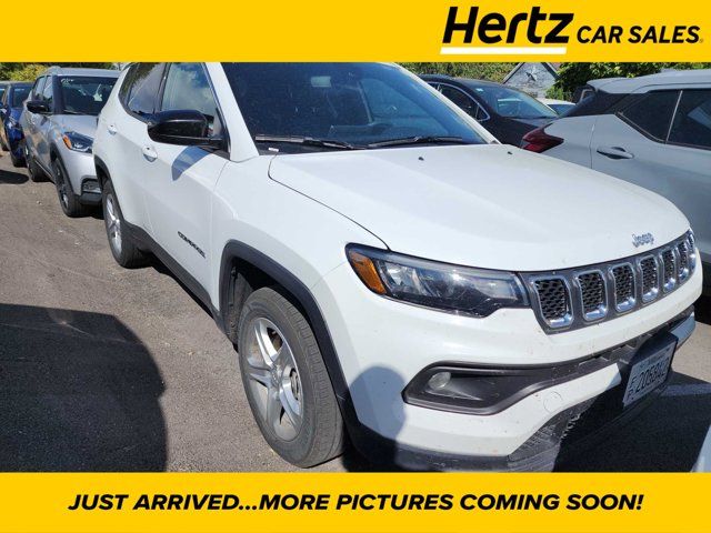 2023 Jeep Compass Latitude