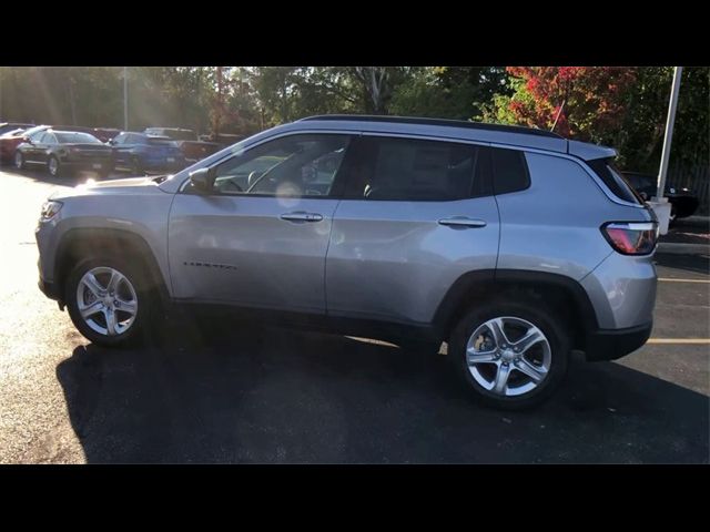 2023 Jeep Compass Latitude