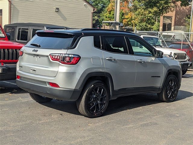 2023 Jeep Compass Altitude