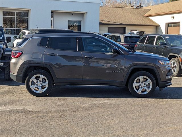 2023 Jeep Compass Latitude