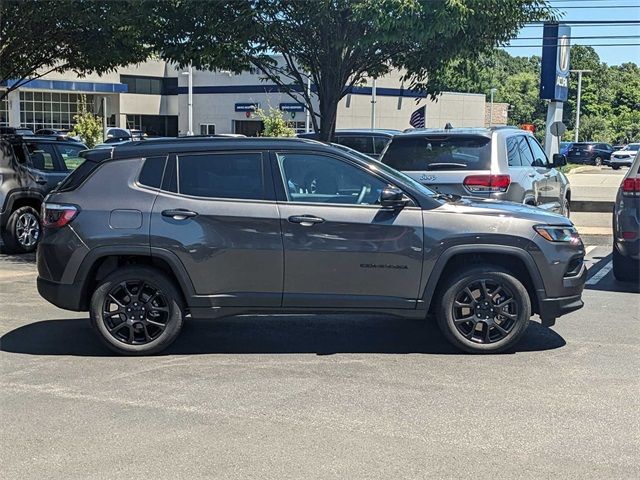 2023 Jeep Compass Altitude