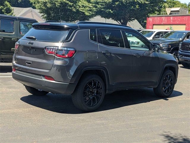 2023 Jeep Compass Altitude