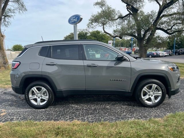 2023 Jeep Compass Latitude