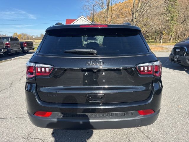 2023 Jeep Compass Altitude