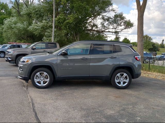 2023 Jeep Compass Latitude