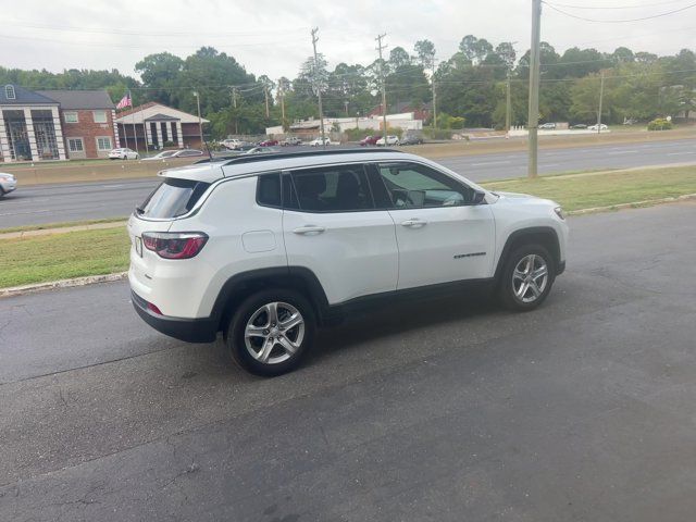 2023 Jeep Compass Latitude