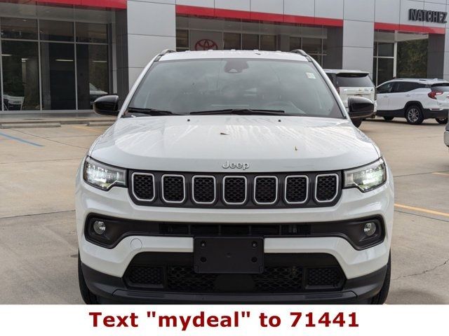 2023 Jeep Compass Latitude