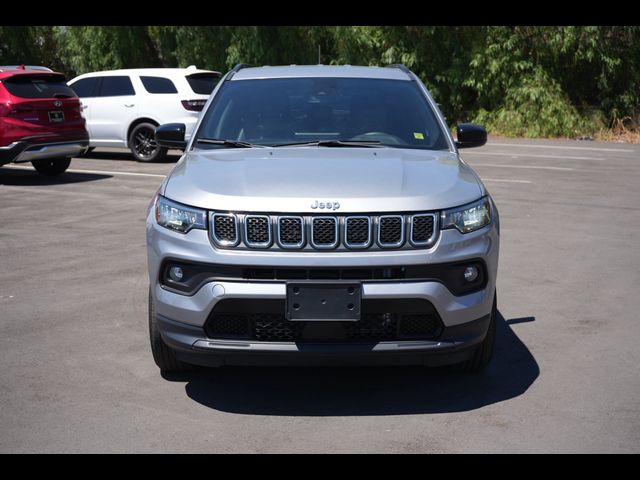 2023 Jeep Compass Latitude