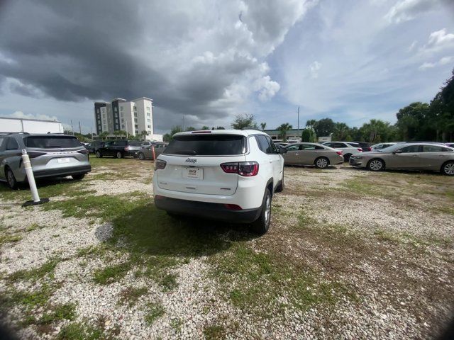 2023 Jeep Compass Latitude