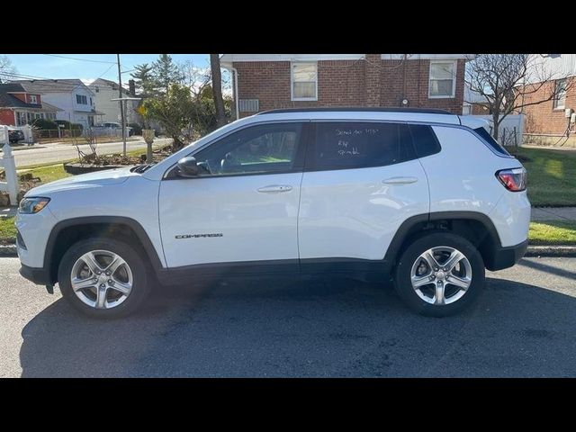 2023 Jeep Compass Latitude