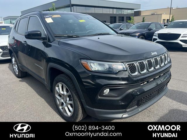 2023 Jeep Compass Latitude Lux
