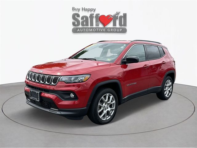 2023 Jeep Compass Latitude Lux