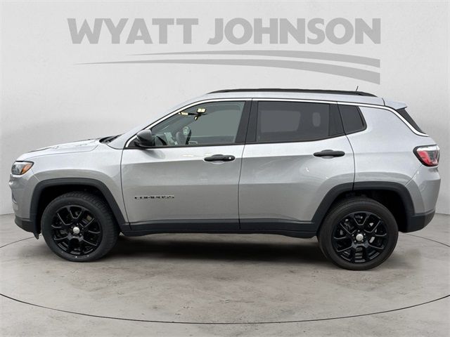 2023 Jeep Compass Latitude Lux