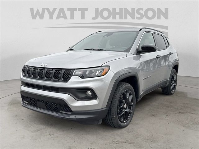 2023 Jeep Compass Latitude Lux