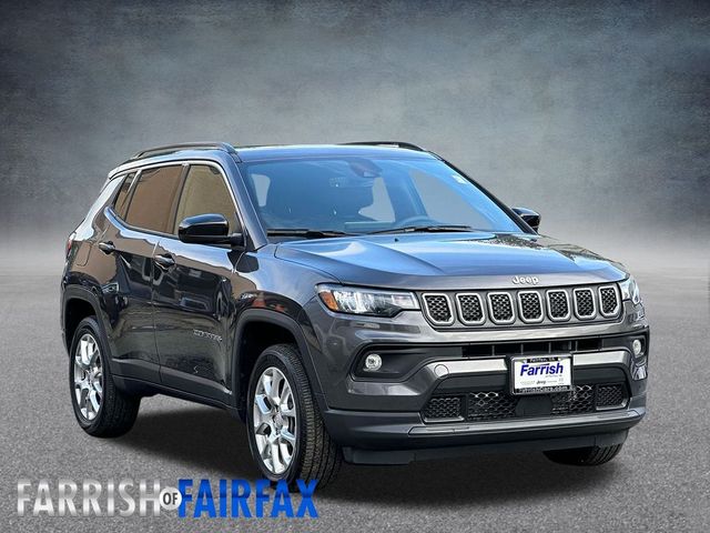 2023 Jeep Compass Latitude Lux