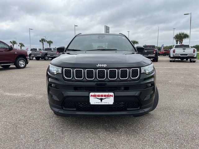 2023 Jeep Compass Latitude Lux