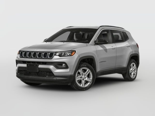 2023 Jeep Compass Latitude Lux