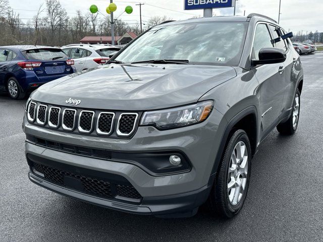 2023 Jeep Compass Latitude Lux