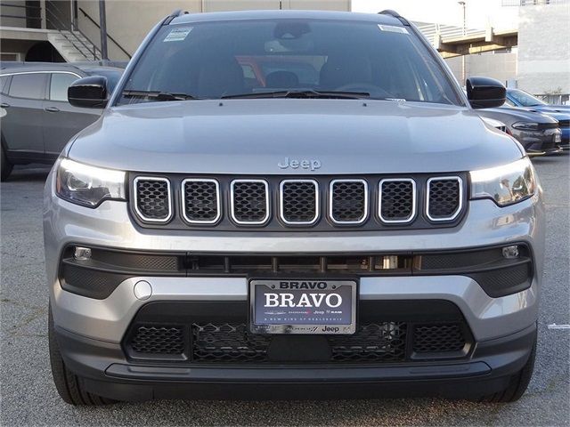 2023 Jeep Compass Latitude Lux