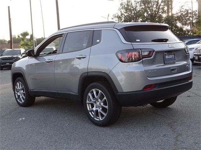 2023 Jeep Compass Latitude Lux