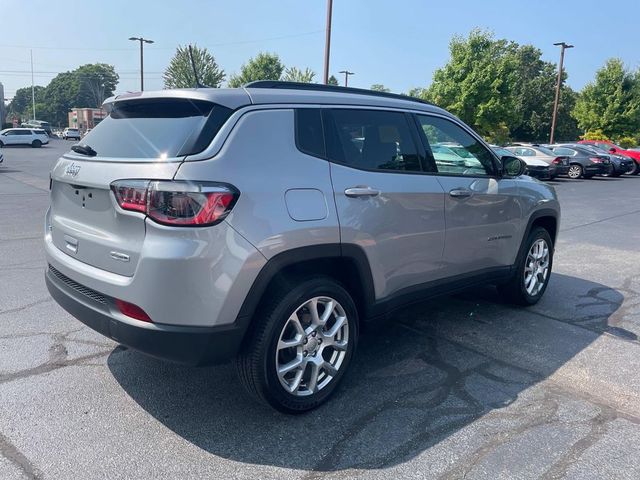 2023 Jeep Compass Latitude Lux