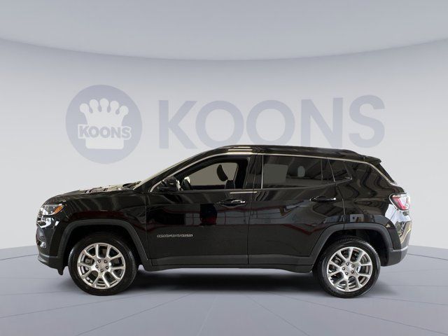 2023 Jeep Compass Latitude Lux