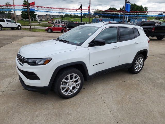 2023 Jeep Compass Latitude Lux