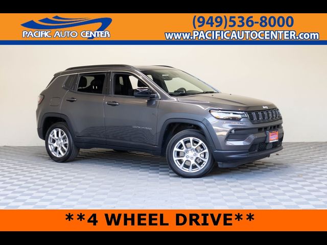 2023 Jeep Compass Latitude Lux