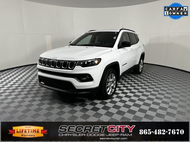 2023 Jeep Compass Latitude Lux