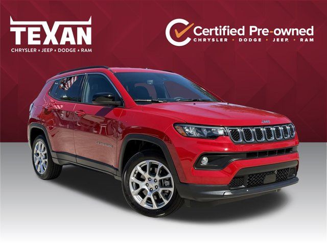 2023 Jeep Compass Latitude Lux