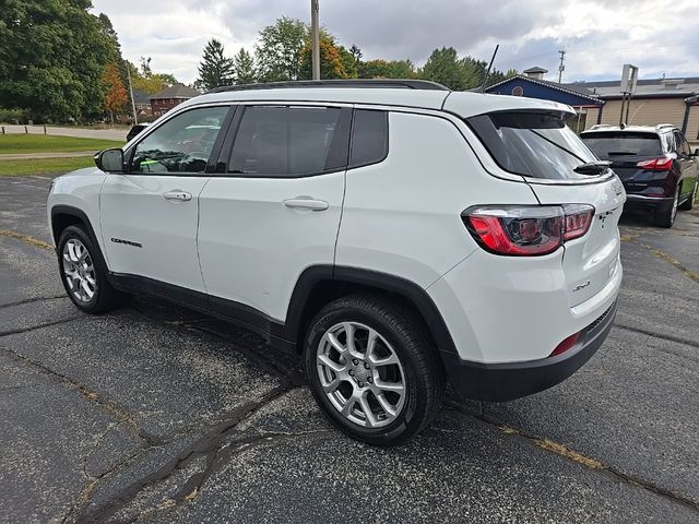 2023 Jeep Compass Latitude Lux