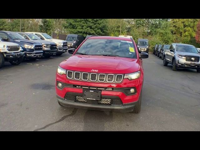 2023 Jeep Compass Latitude Lux