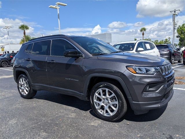 2023 Jeep Compass Latitude Lux